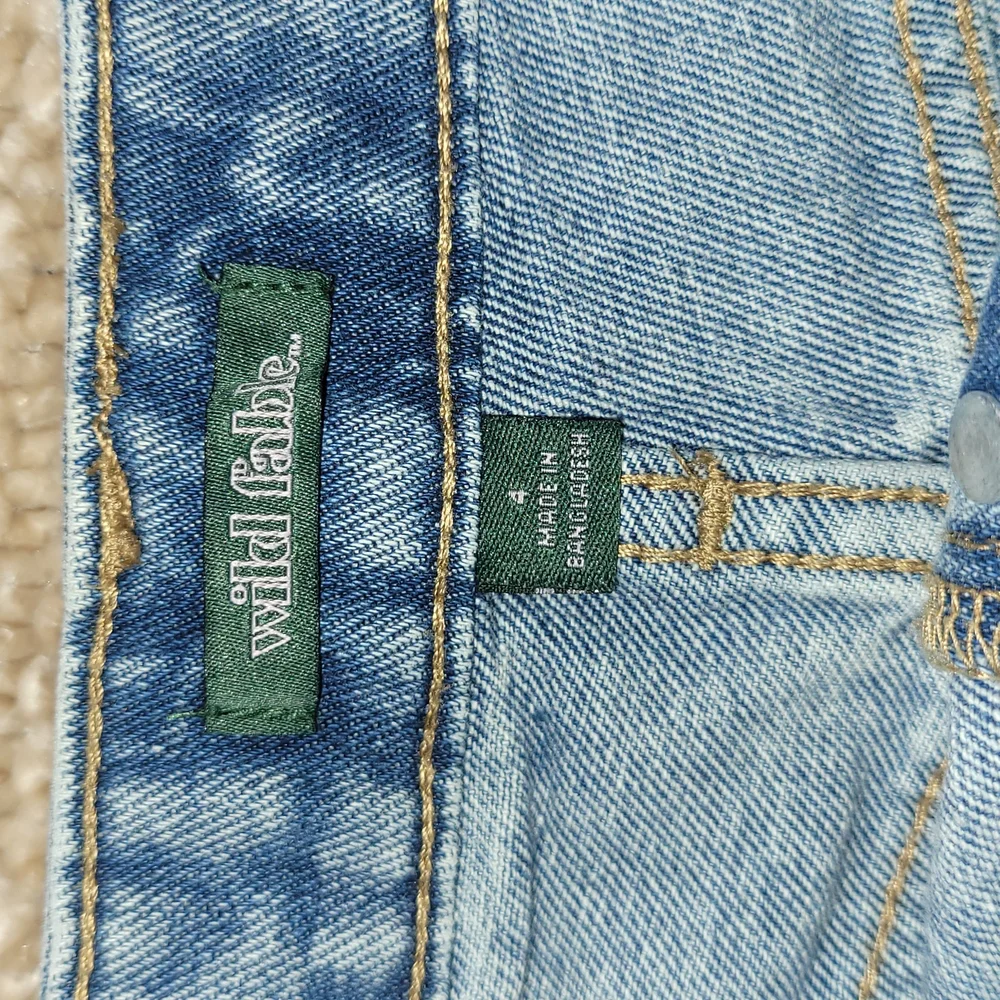 Denim Short Size‎ 4